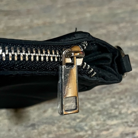 Playboy bunny handbag with rhinestone bunny and strap - Picture 8 of 16